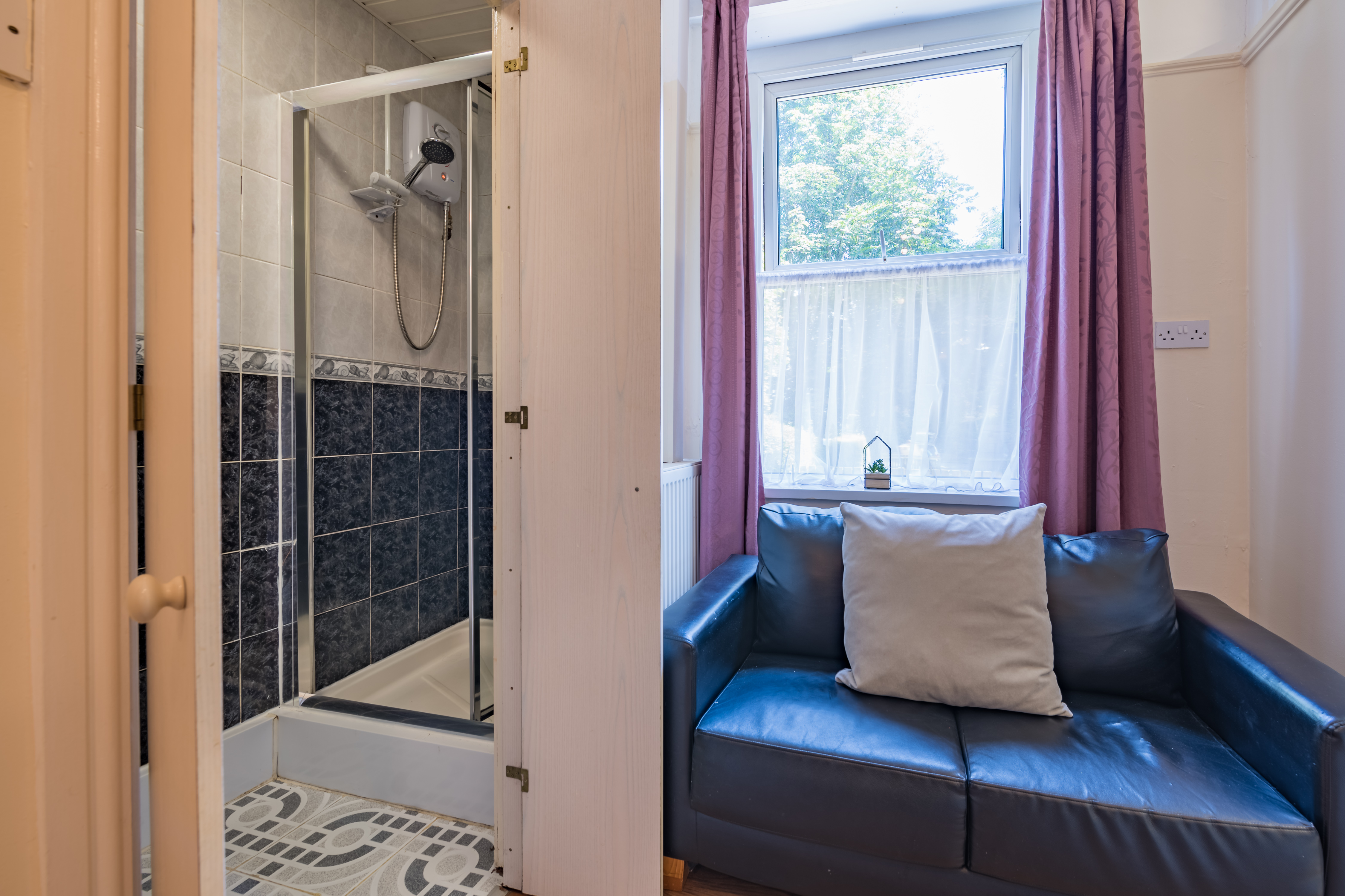 St Martains Terrace Flat 11-10.jpg