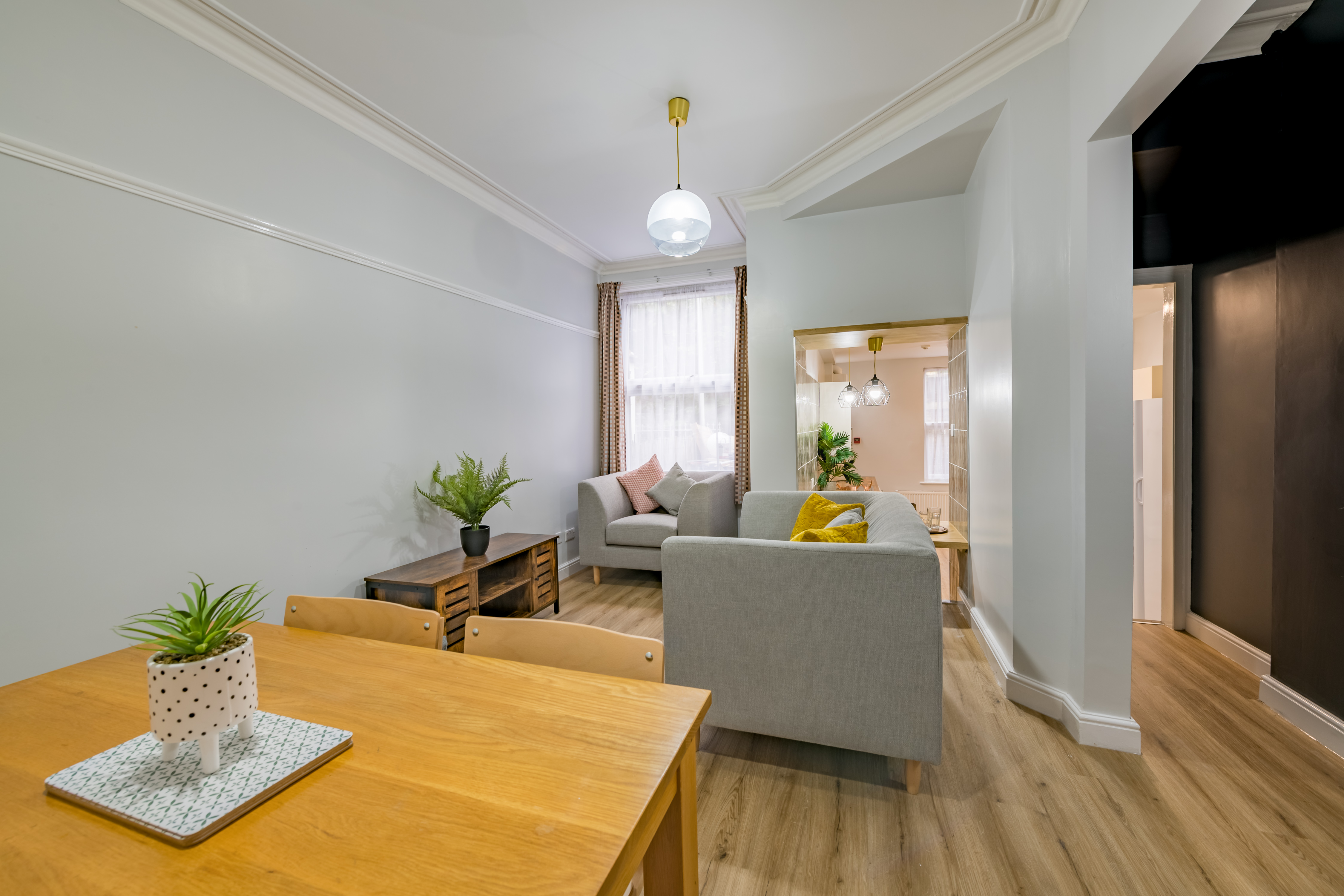 250 Cardigan Road Photography by Bevan Cockerill-3.jpg